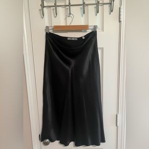 VINCE Satin slip skirt, black, sz M